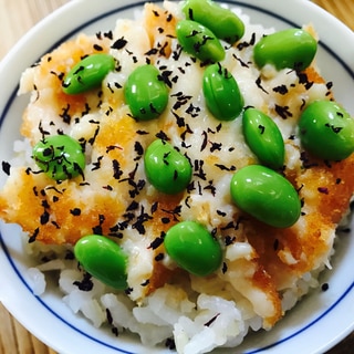 アレンジ！カニクリームコロッケ丼